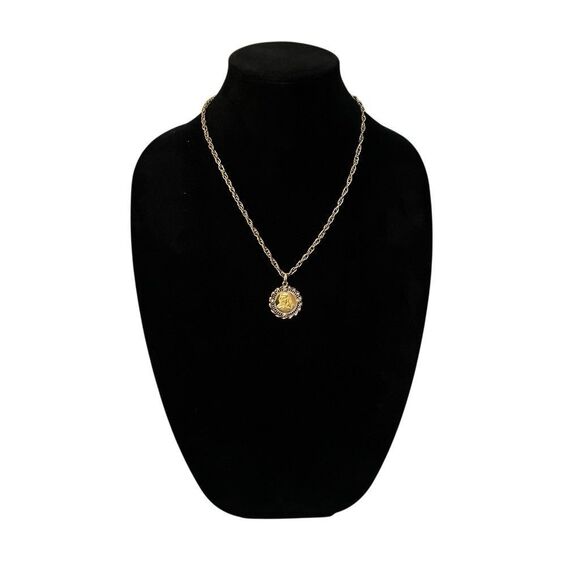 Vintage 18K 750 Gold Virgin Mary Madonna Pendant Charm Italy with Chain & Box 5g - Picture 5 of 14